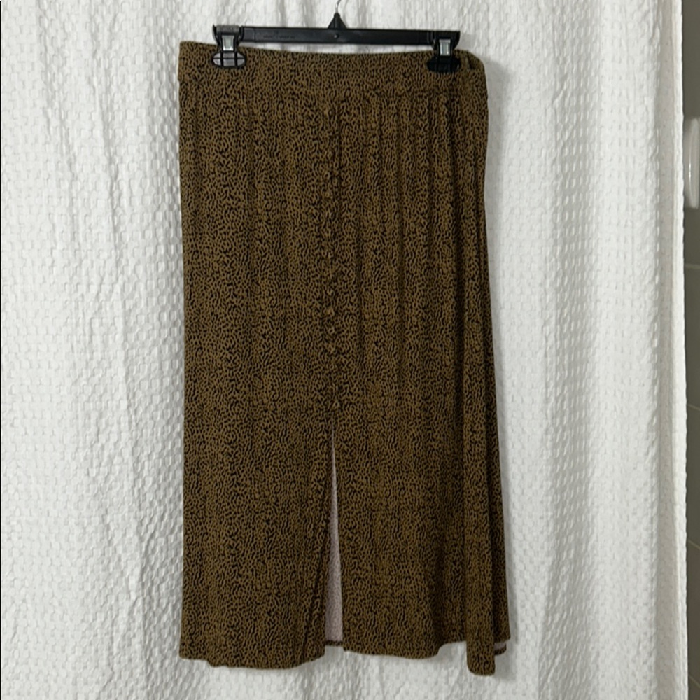 LOU AND GREY LIKE NEW LEOPARD MIDI SKIRT SZ MED